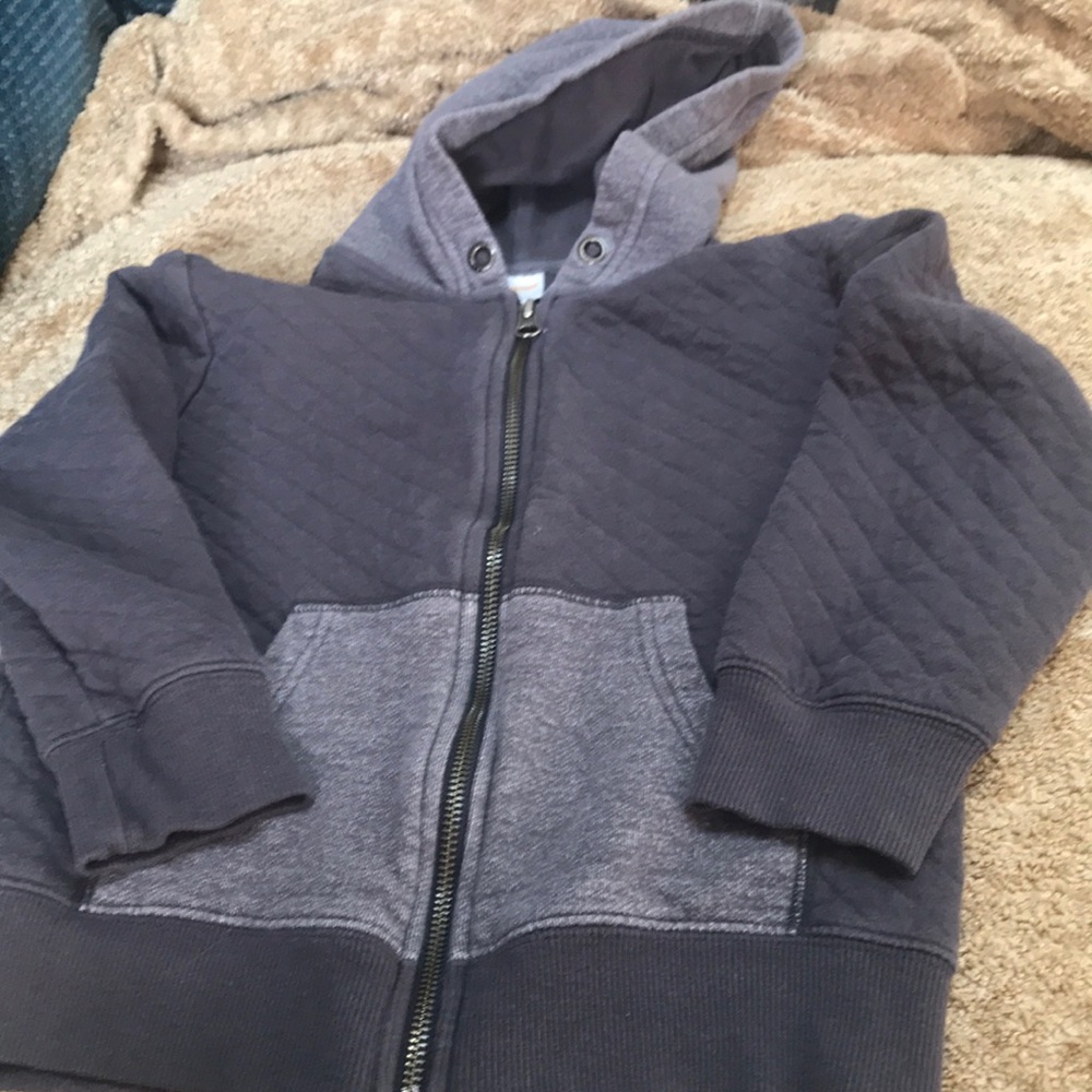 Great condition comfortable jacket!! Perfect time for winter!! 😃💚❄️